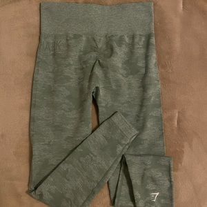 Gymshark Camo Seamless Leggings - Sage Green